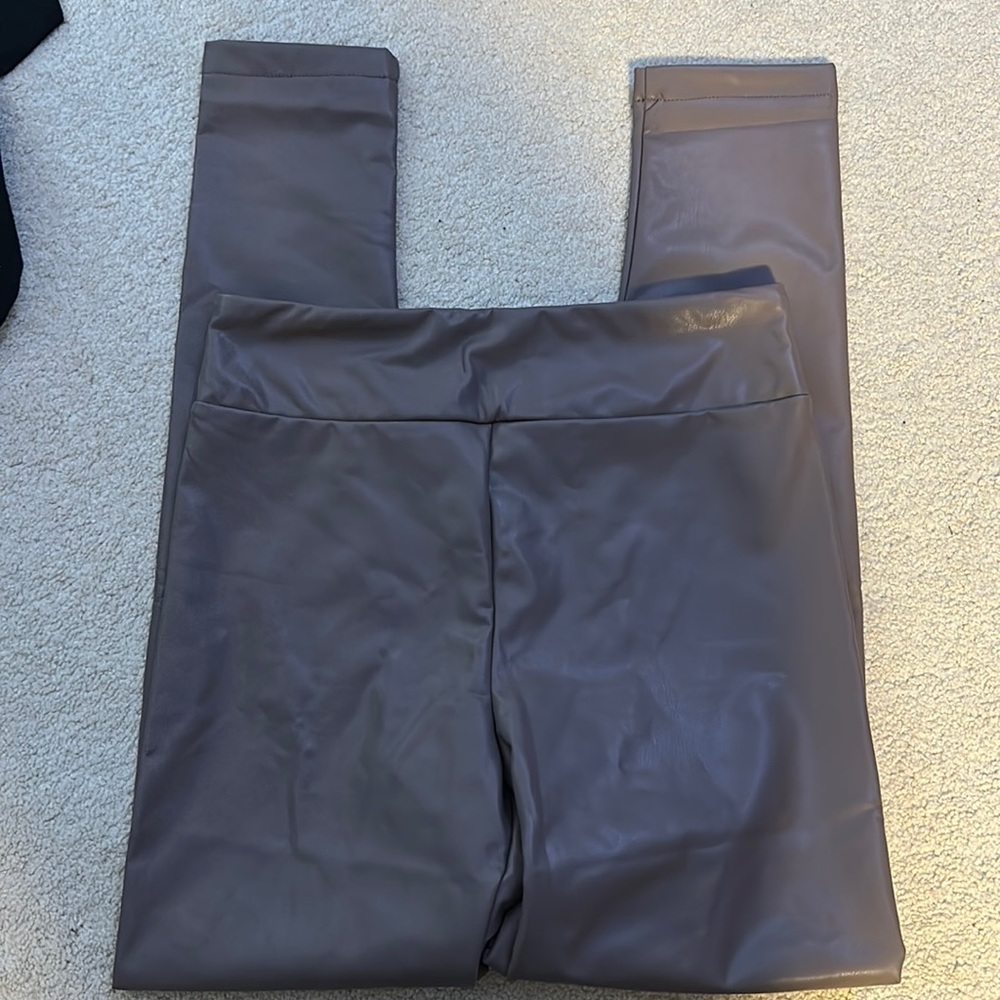 leather leggings